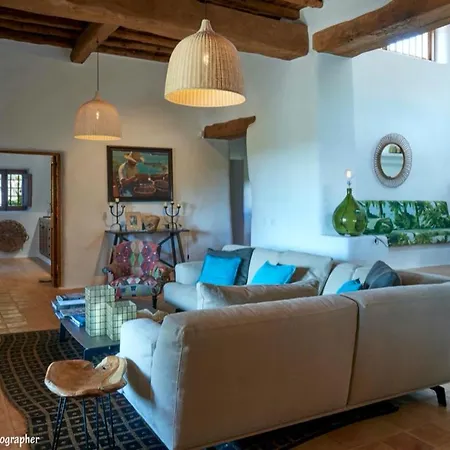 Colmena Villa Sant Josep de sa Talaia