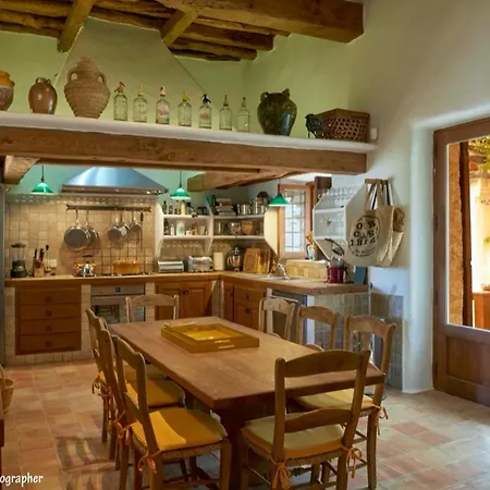 Villa Colmena *